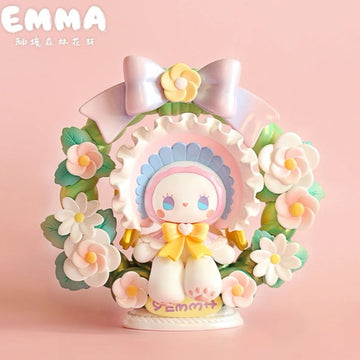 EMMA Wreath Limited Big Figure